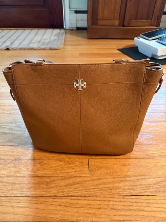 Tory Burch Handbags - Tory Burch Tote